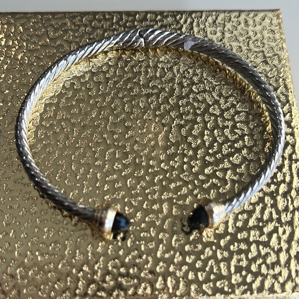 #05 FASHION JEWELRY BANGLE BRACELET BRAND NEW